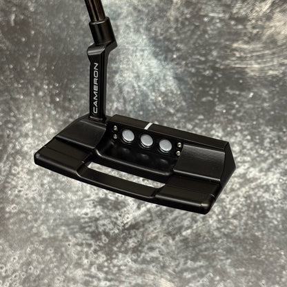 Scotty Cameron Studio Style Squareback 2 (Black PVD)