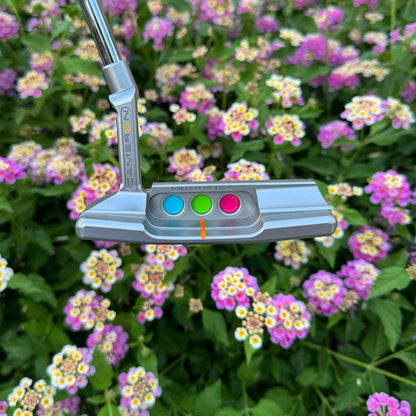 Scotty Cameron Super Select Newport 2 (Flowers)