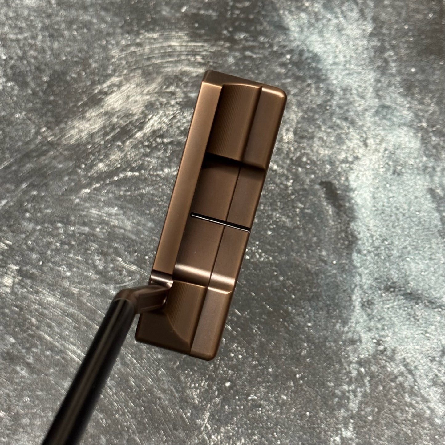Scotty Cameron Super Select Newport 2.5+ (Antique Bronze PVD)