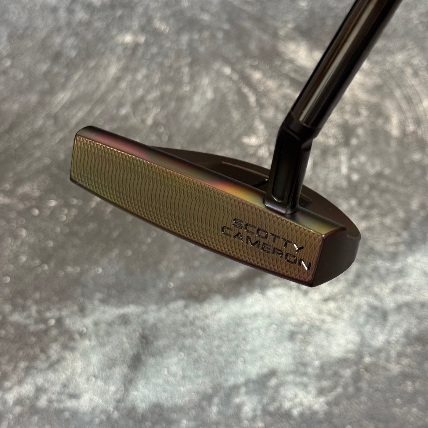 Scotty Cameron Super Select GoLo 6.5 (Black Rainbow PVD)