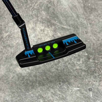 Scotty Cameron Super Select Newport 2+ (Black PVD) Blue Drip Print