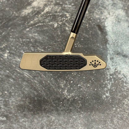 Scotty Cameron Studio Style Squareback 2 Center Shafted (Chromatic Bronze Torched)