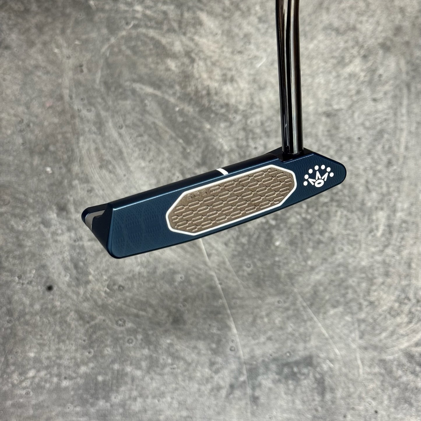 Scotty Cameron Studio Style Squareback (Blue PVD)