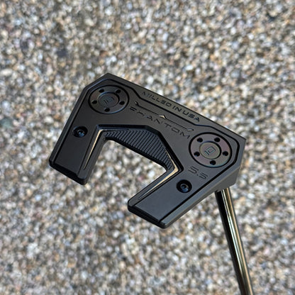 Scotty Cameron Phantom 5.5 (Black Rainbow) Black Paint fill