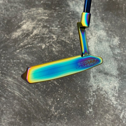 Scotty Cameron Super Select Newport 2+ (Crazy Rainbow)
