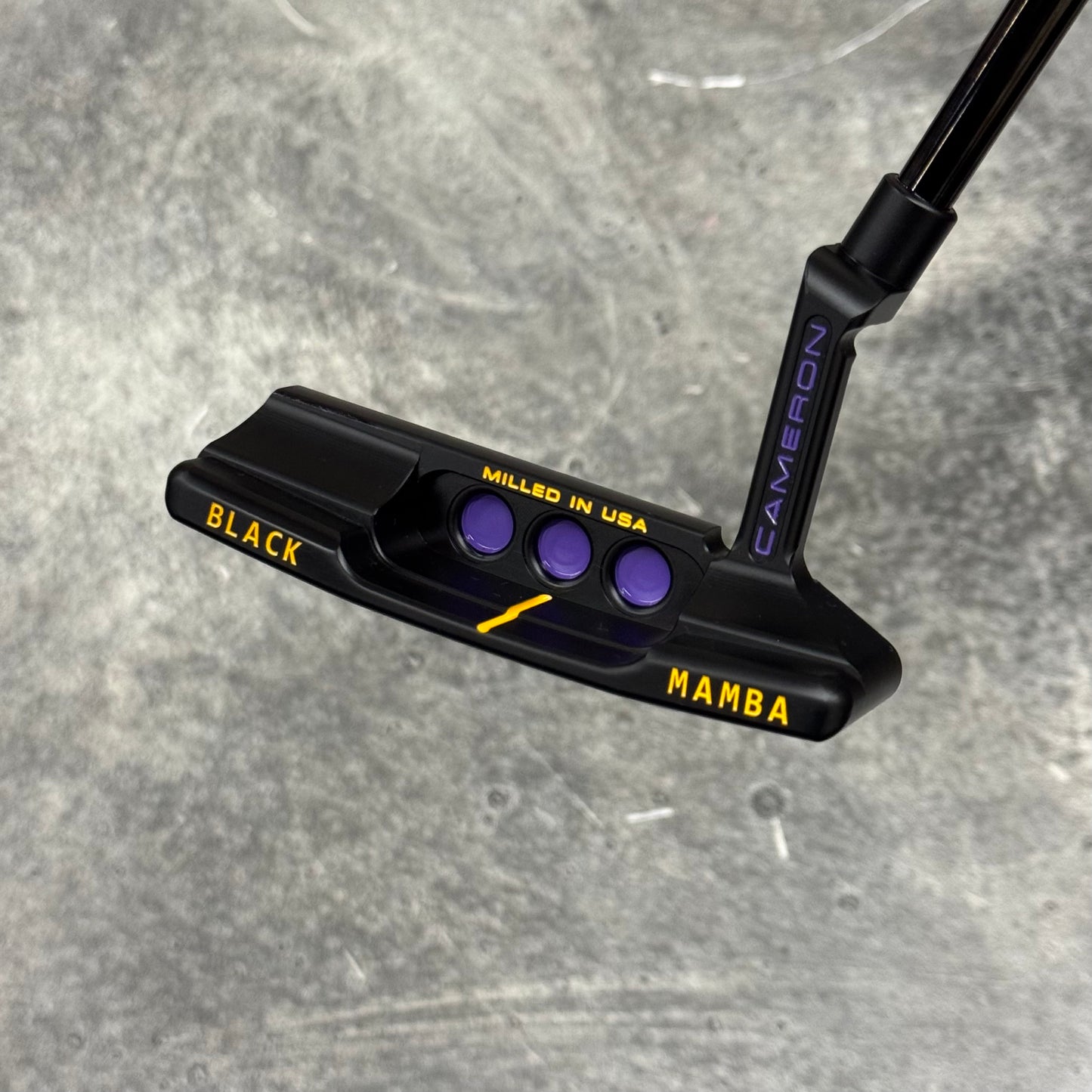 Left Handed - Super Select Newport 2 Black Mamba