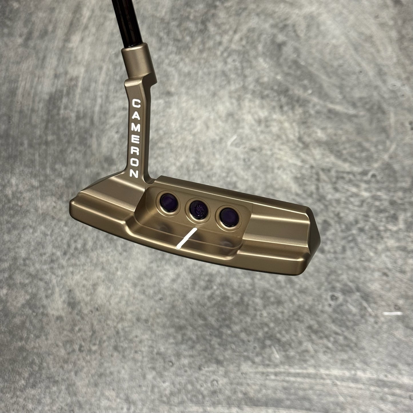 Scotty Cameron Select Newport 2 (Chromatic Bronze Tour Dot)