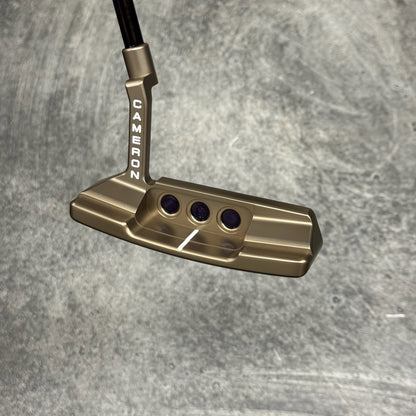 Scotty Cameron Select Newport 2 (Chromatic Bronze Tour Dot)