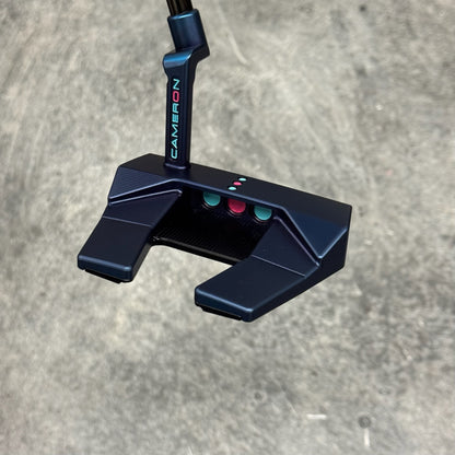 Scotty Cameron Phantom 5.2 (Blue PVD)