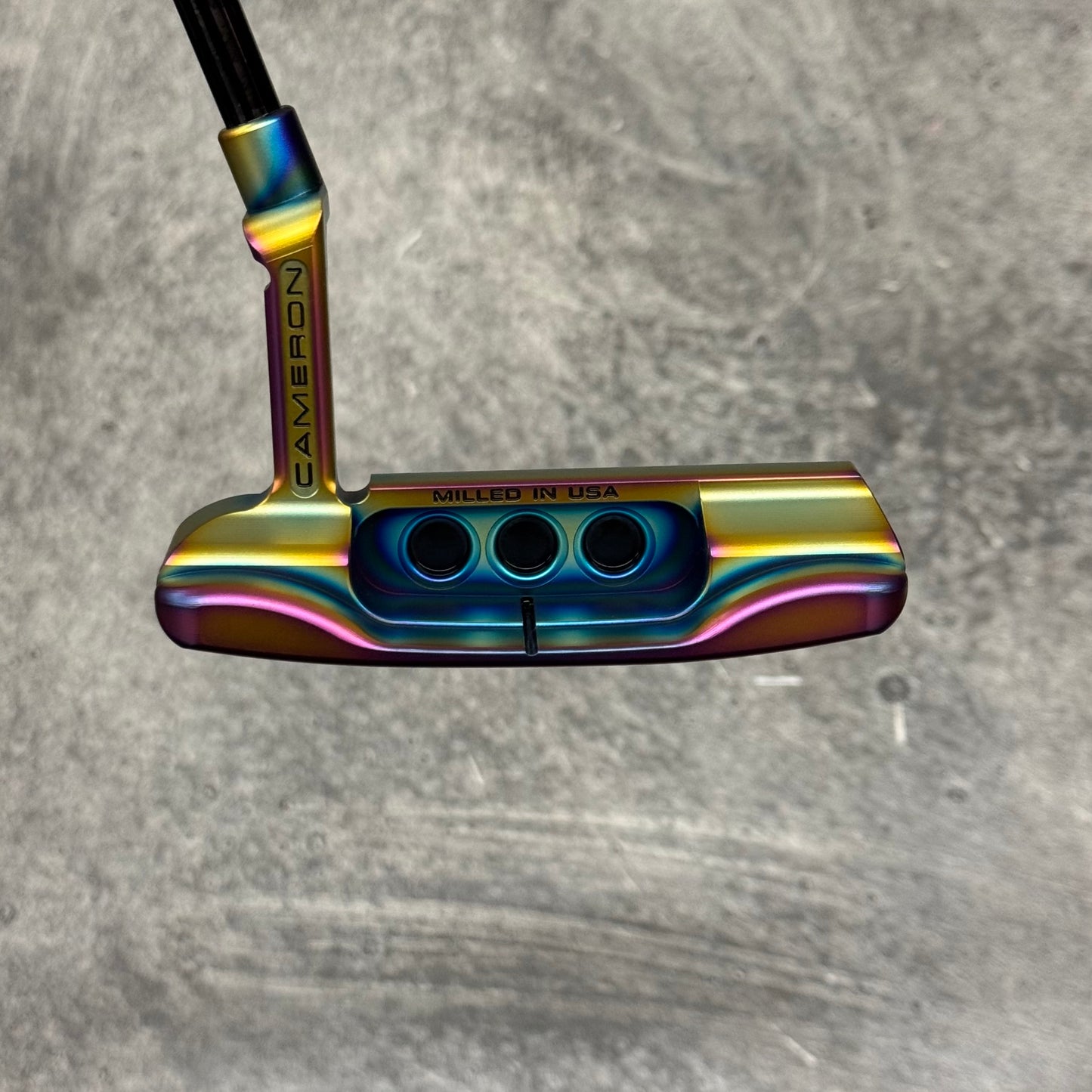 Scotty Cameron Super Select Newport (Crazy Rainbow)