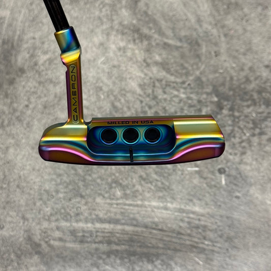 Scotty Cameron Super Select Newport (Crazy Rainbow)