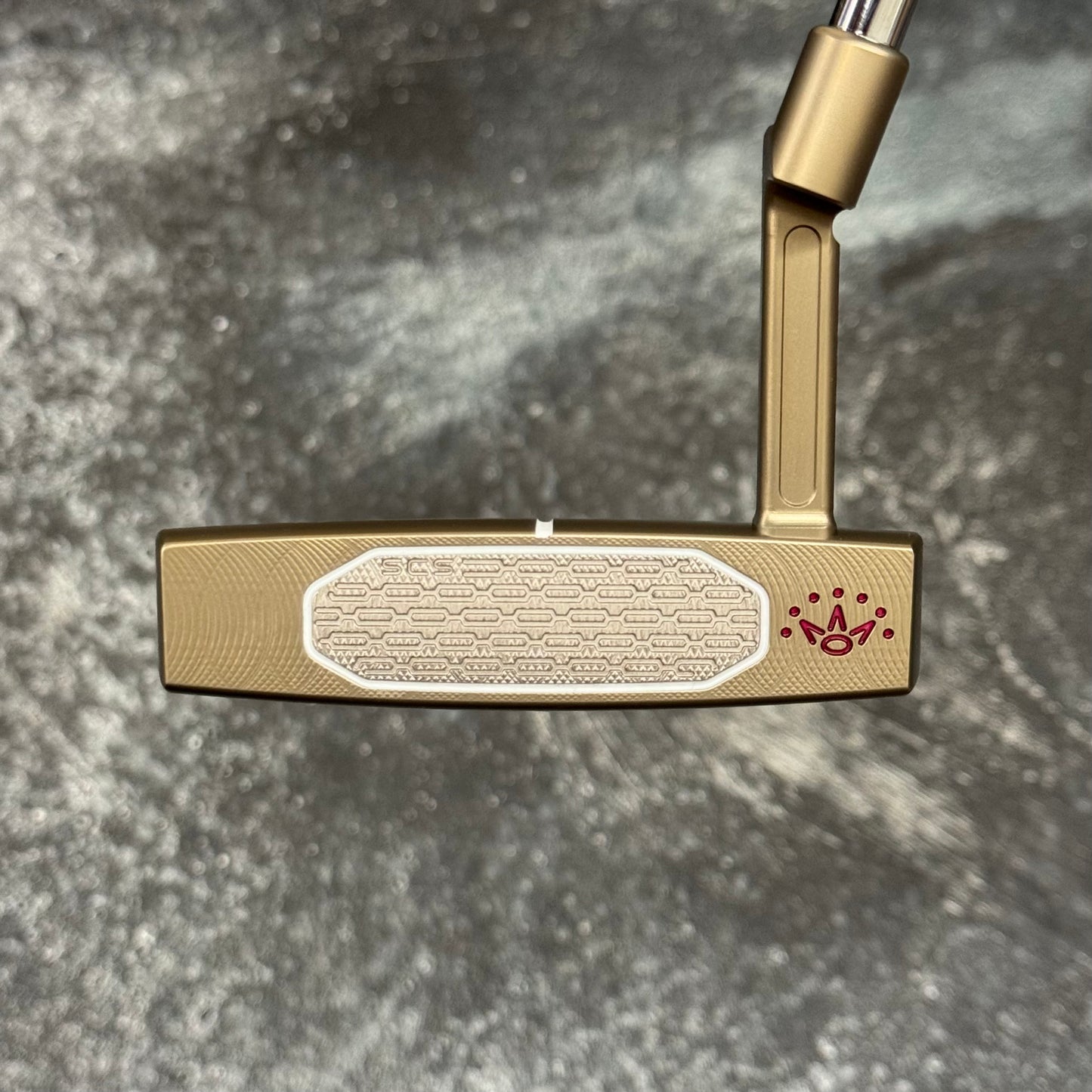 Scotty Cameron Studio Style Fastback 2 (Chromatic Bronze/Pink Anodized)