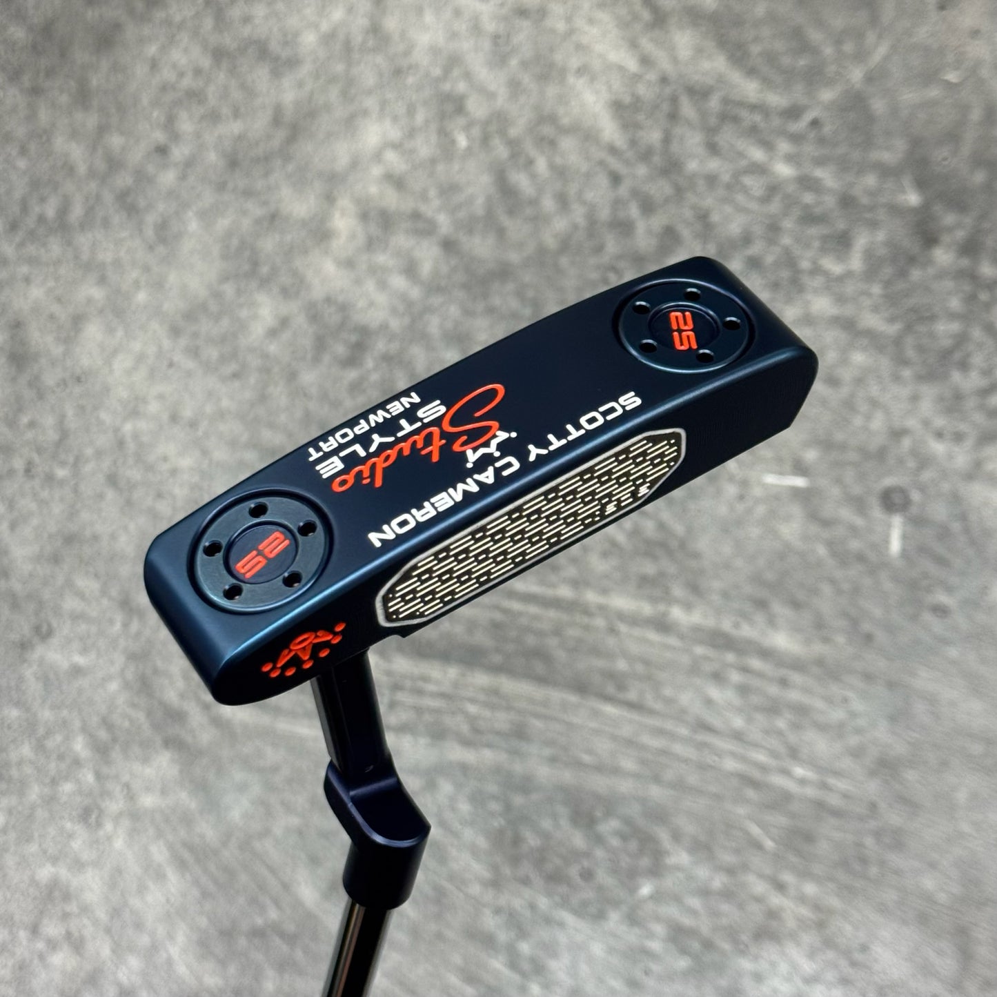 Scotty Cameron Studio Style Newport+ (Blue PVD)