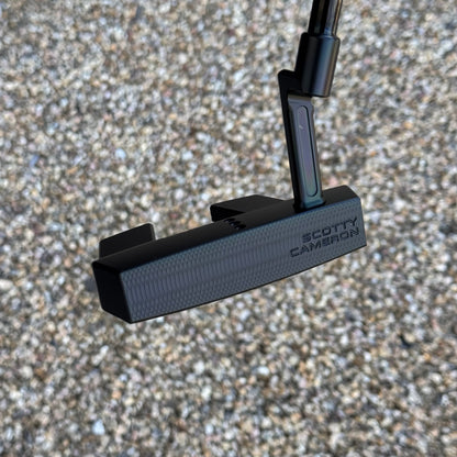Scotty Cameron Phantom 5.2 (Black Rainbow PVD) Black Paint fill