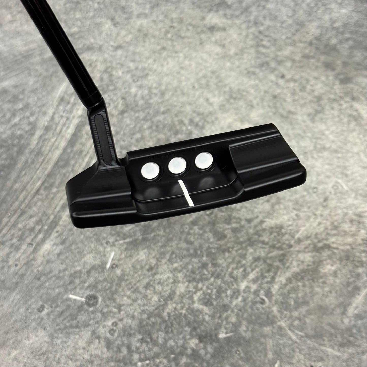 Scotty Cameron Super Select Newport 2.5+ (Black PVD)
