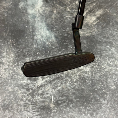 Scotty Cameron Super Select Newport+ (Black Rainbow)