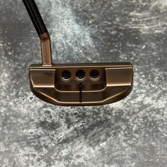 Scotty Cameron Super Select Fastback 1.5 (Antique Bronze PVD)