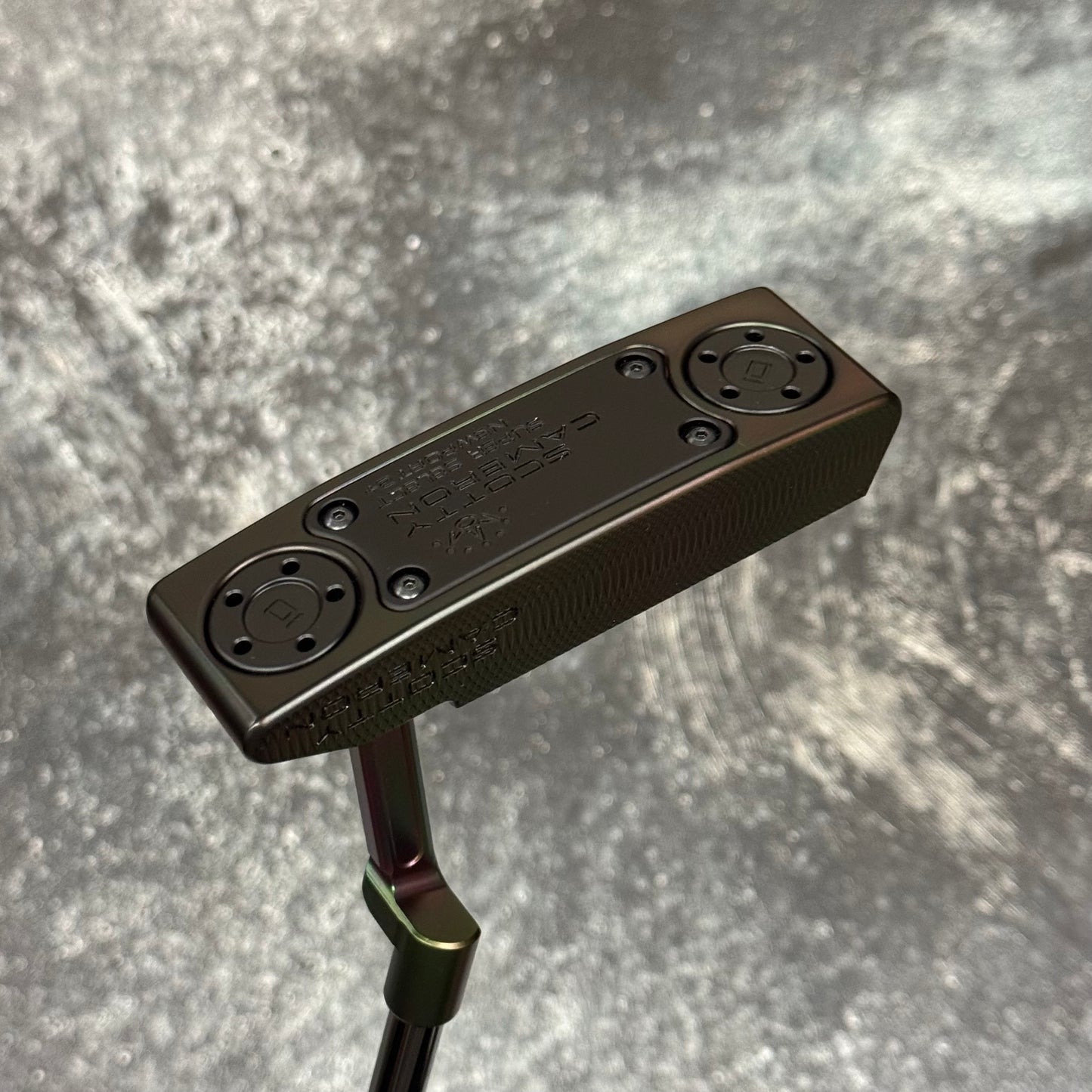 Scotty Cameron Super Select Newport 2+ (Black Rainbow PVD)