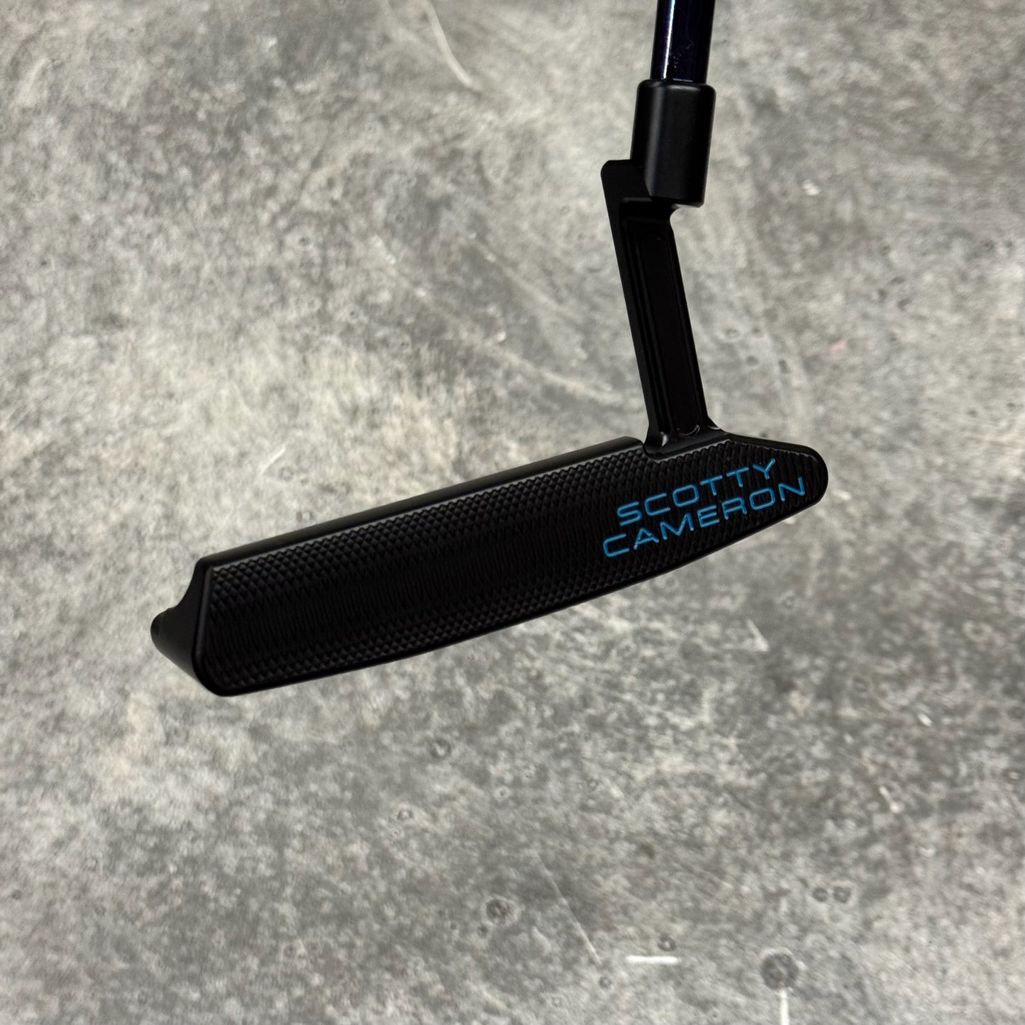 Scotty Cameron Super Select Newport 2+ (Black PVD) Blue Drip Print