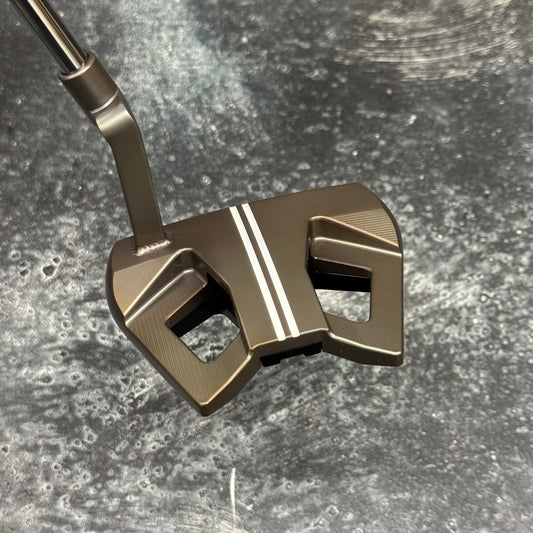 Scotty Cameron Phantom 9 Rustic Torched (Welded Plumbers Neck)