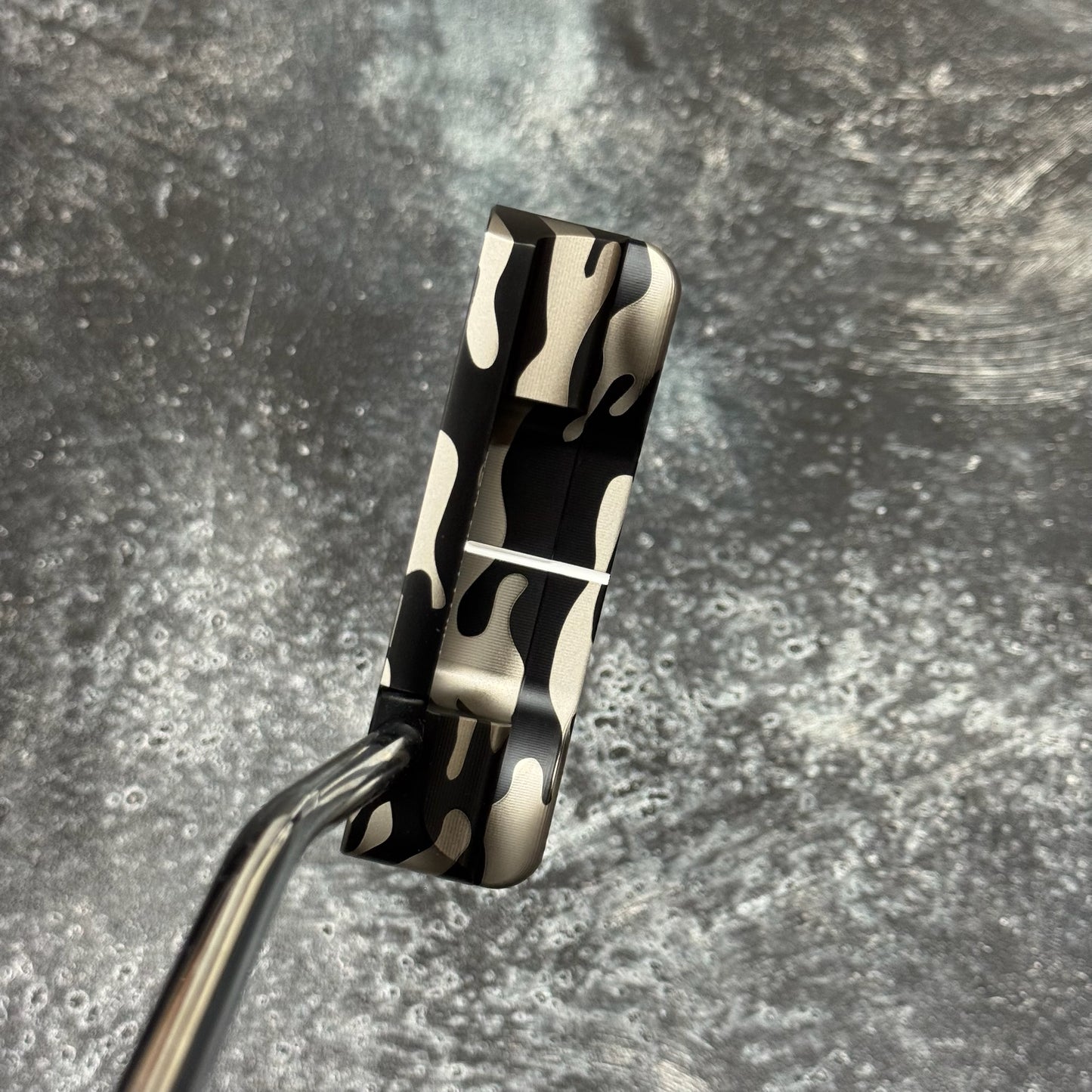 Scotty Cameron Studio Style Catalina (Black Camo Bulletback)