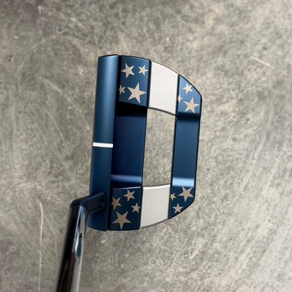 Scotty Cameron Studio Style Fastback 1.5 USA Theme (Blue PVD)