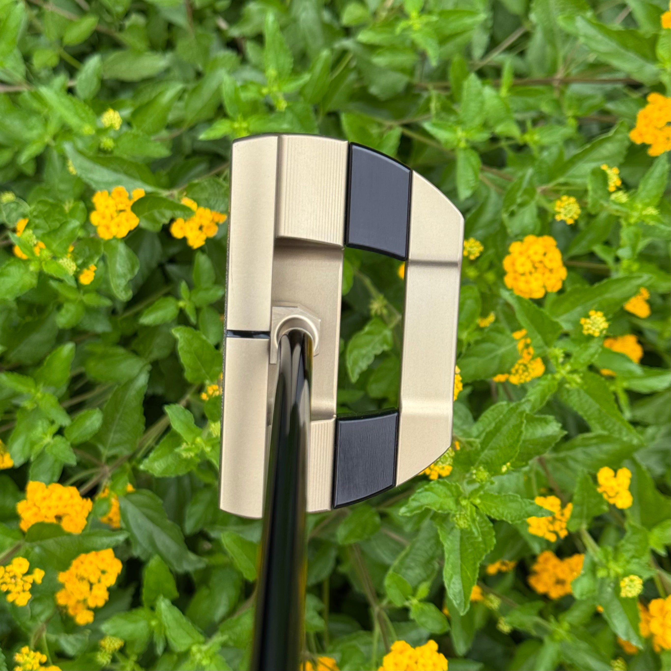 Scotty Cameron Studio Style Fastback OC (Chromatic Bronze