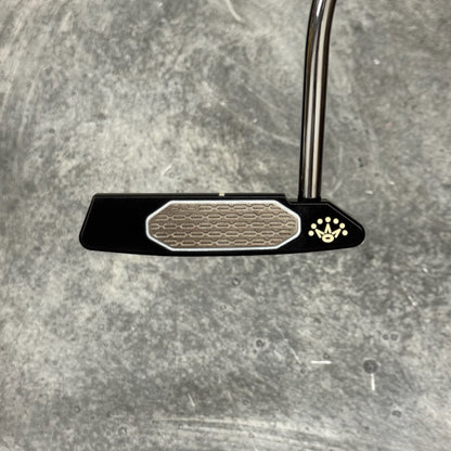 Scotty Cameron Studio Style Squareback (Black PVD)