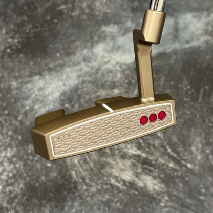 Scotty Cameron Phantom 5.2 (Chromatic Bronze/Pink Anodized)