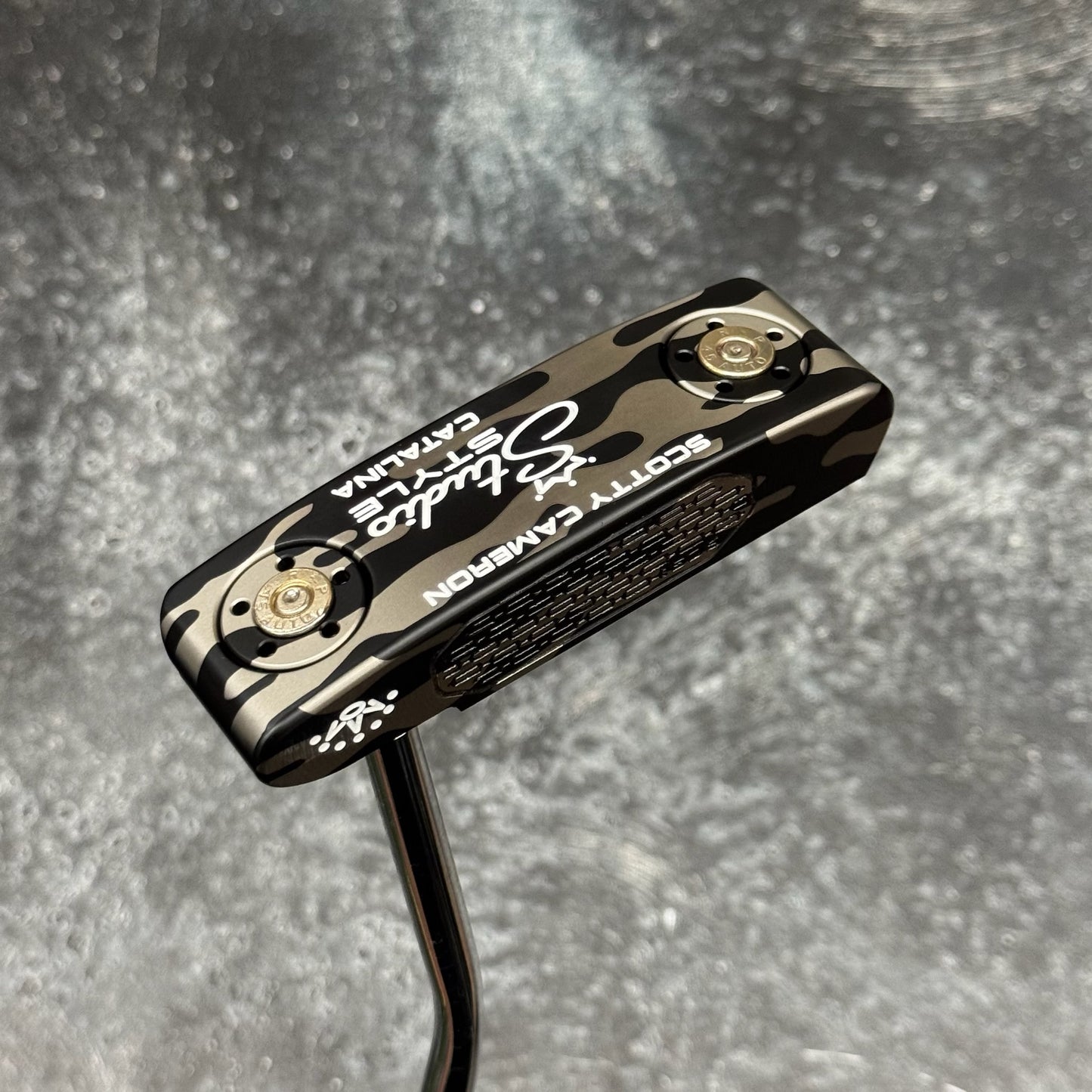 Scotty Cameron Studio Style Catalina (Black Camo Bulletback)