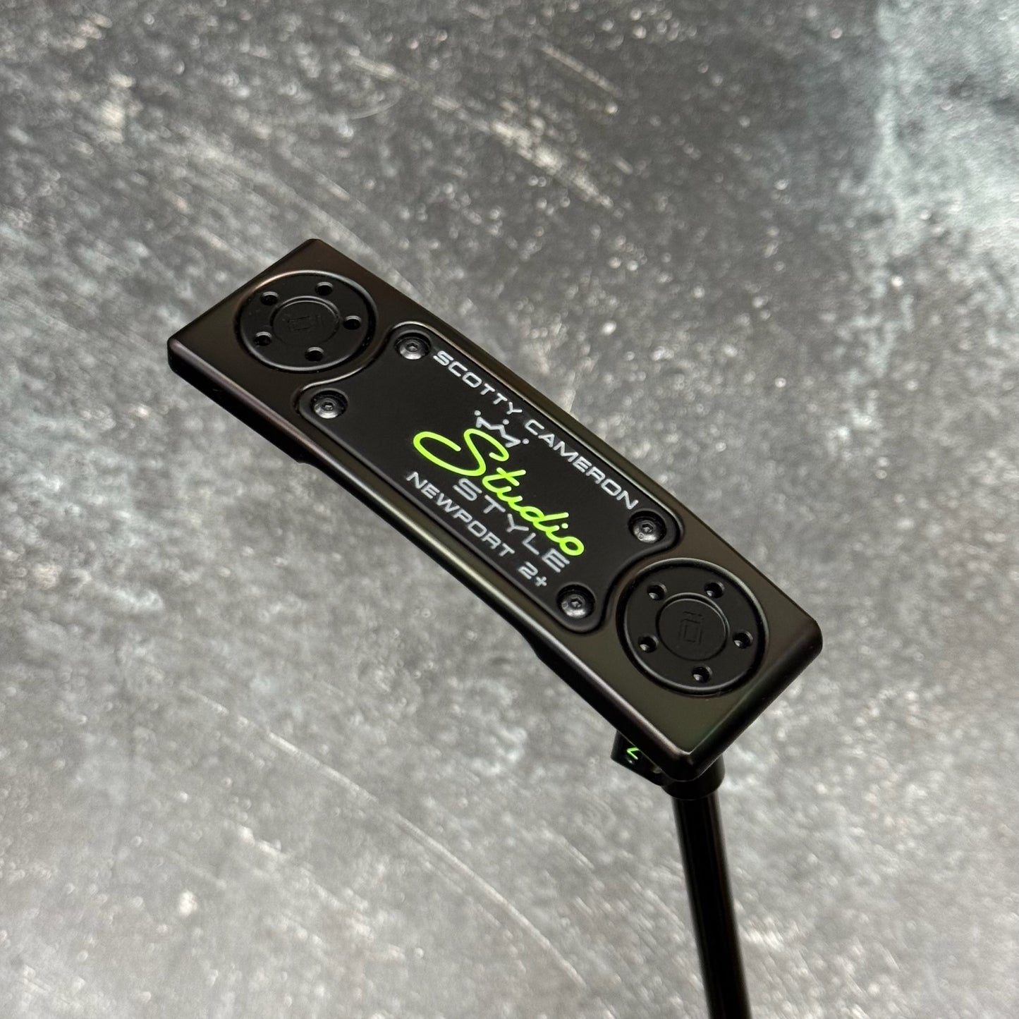 Scotty Cameron Studio Style Newport 2+ (Black Rainbow PVD)