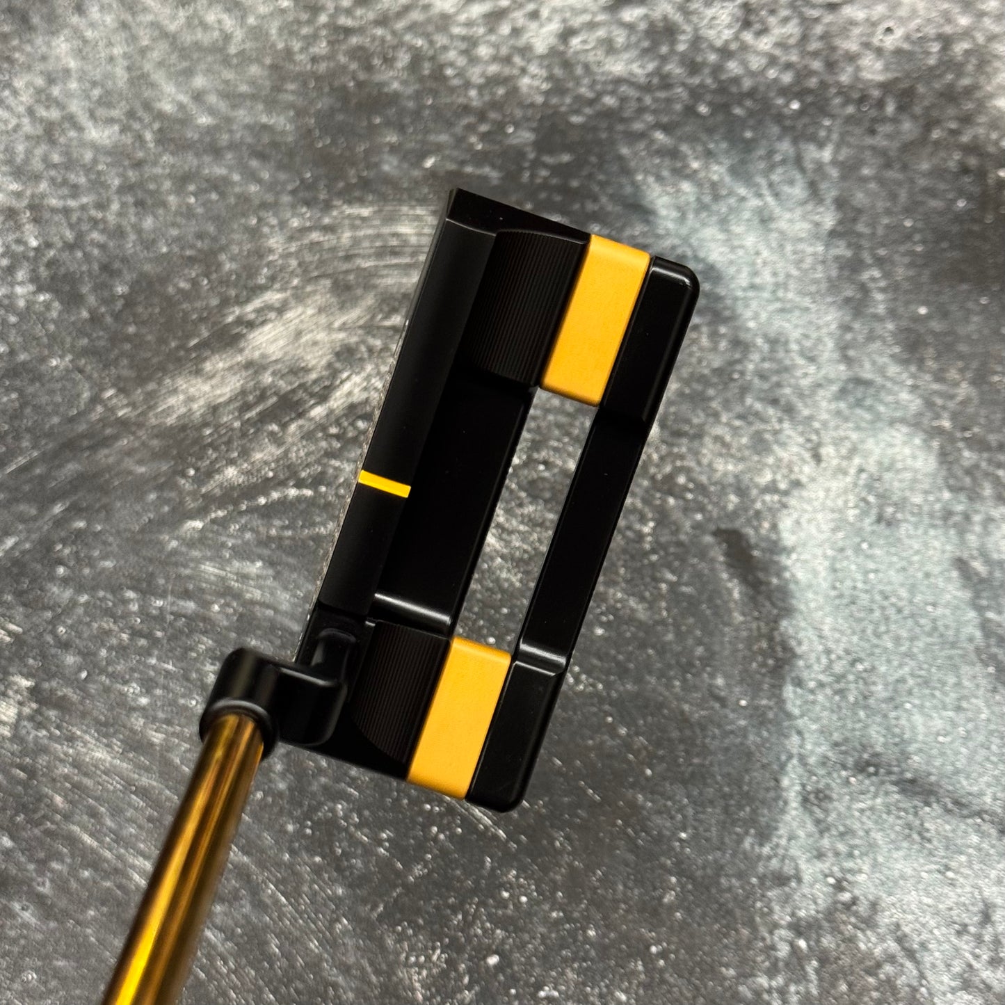Scotty Cameron Studio Style Squareback 2 (Happy Gilmore Theme)