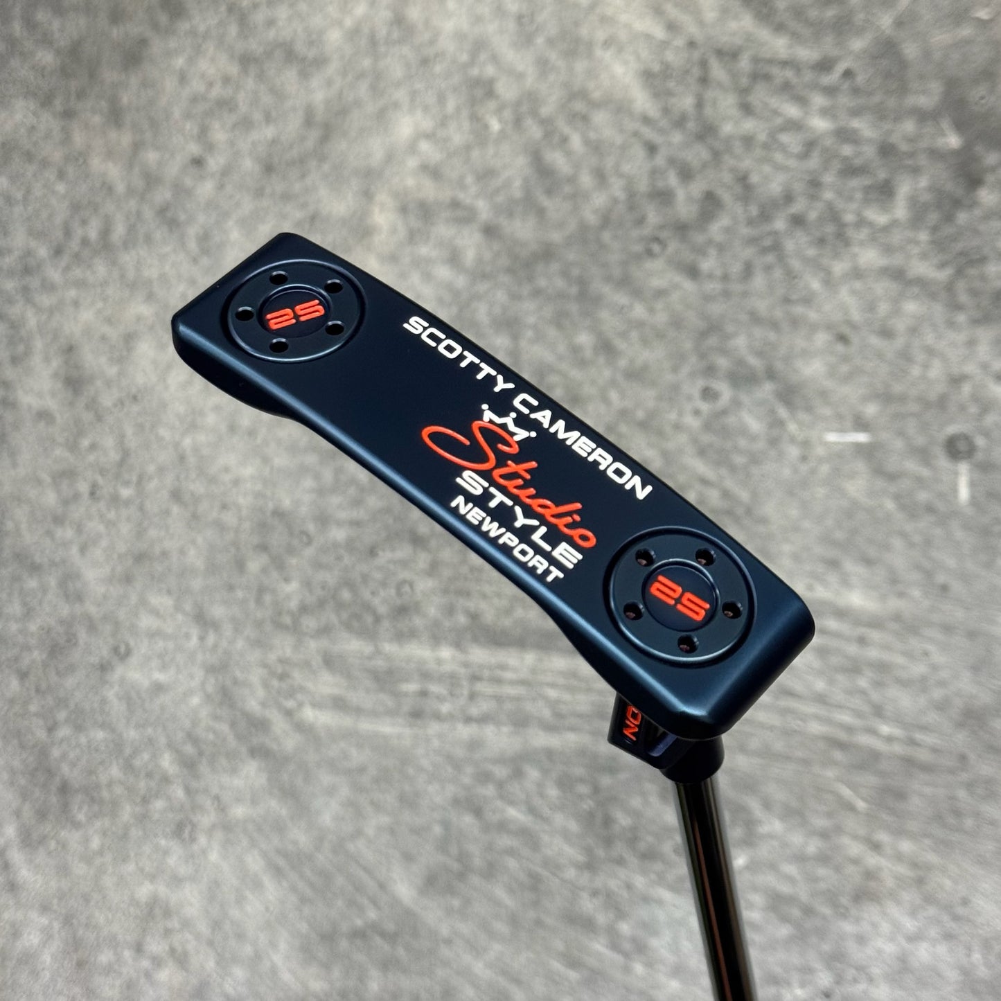 Scotty Cameron Studio Style Newport+ (Blue PVD)