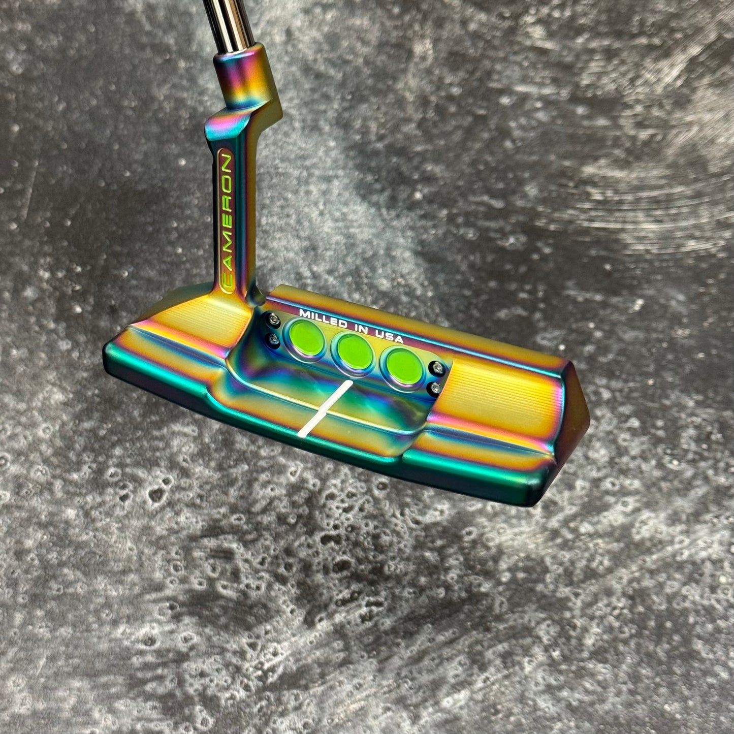 Scotty Cameron Studio Style Newport 2+ (Crazy Rainbow PVD)