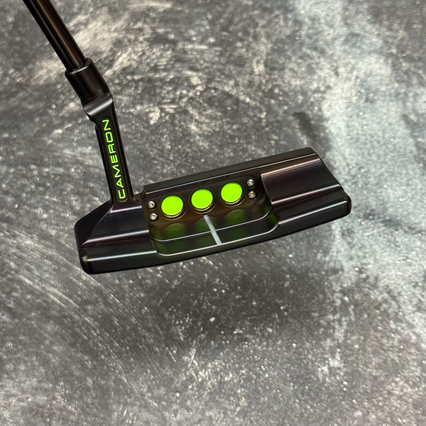 Scotty Cameron Studio Style Newport 2+ (Black Rainbow PVD)
