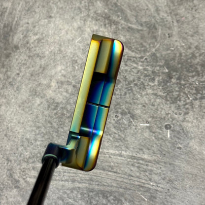 Scotty Cameron Super Select Newport (Crazy Rainbow)