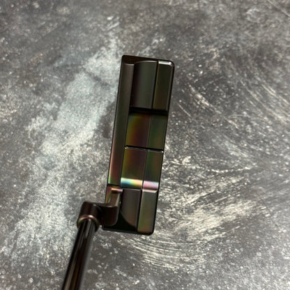 Scotty Cameron Super Select Newport 2+ (Black Rainbow PVD)