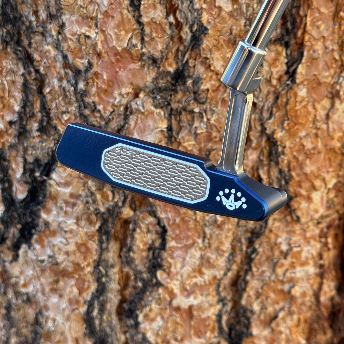 Studio Style Polished Blue Bulletback (Popular Design)