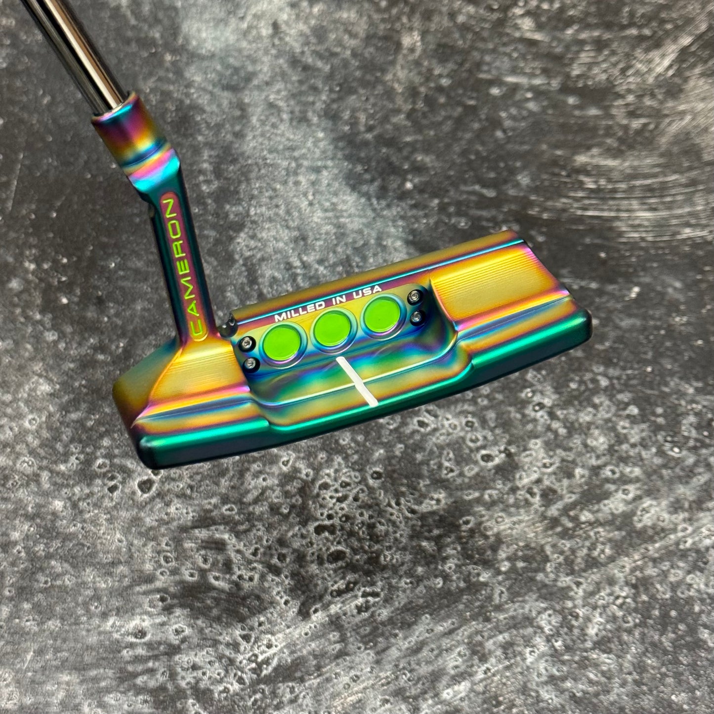Scotty Cameron Studio Style Newport 2+ (Crazy Rainbow PVD)