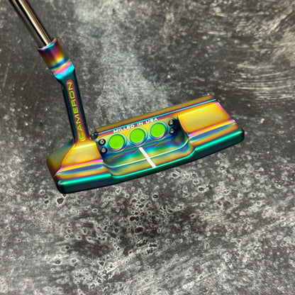 Scotty Cameron Studio Style Newport 2+ (Crazy Rainbow PVD)