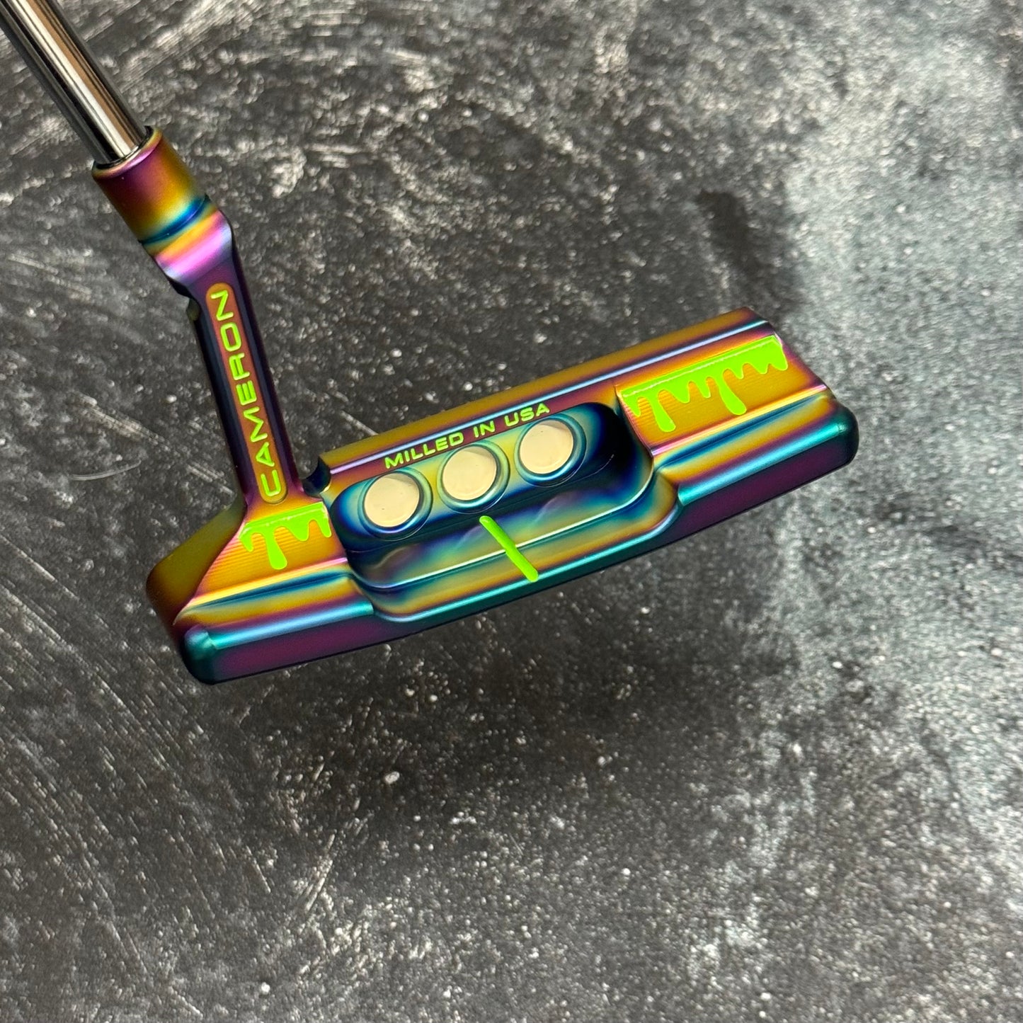 Scotty Cameron Super Select Newport 2 Drip (Crazy Rainbow PVD)