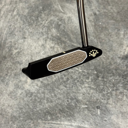 Scotty Cameron Studio Style Squareback (Black PVD)