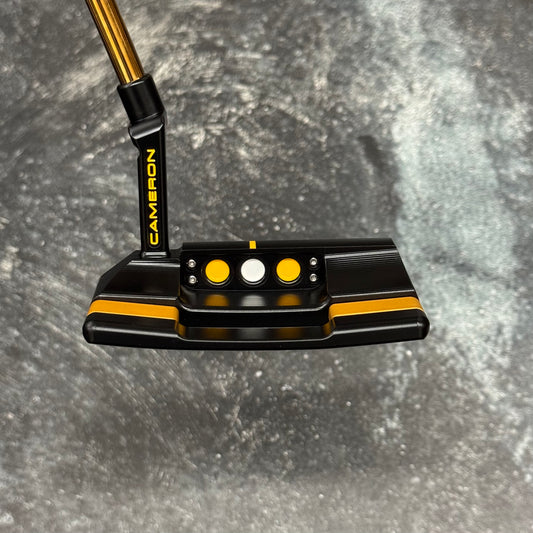 Scotty Cameron Studio Style Squareback 2 (Happy Gilmore Theme)