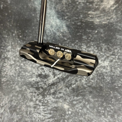 Scotty Cameron Studio Style Catalina (Black Camo Bulletback)