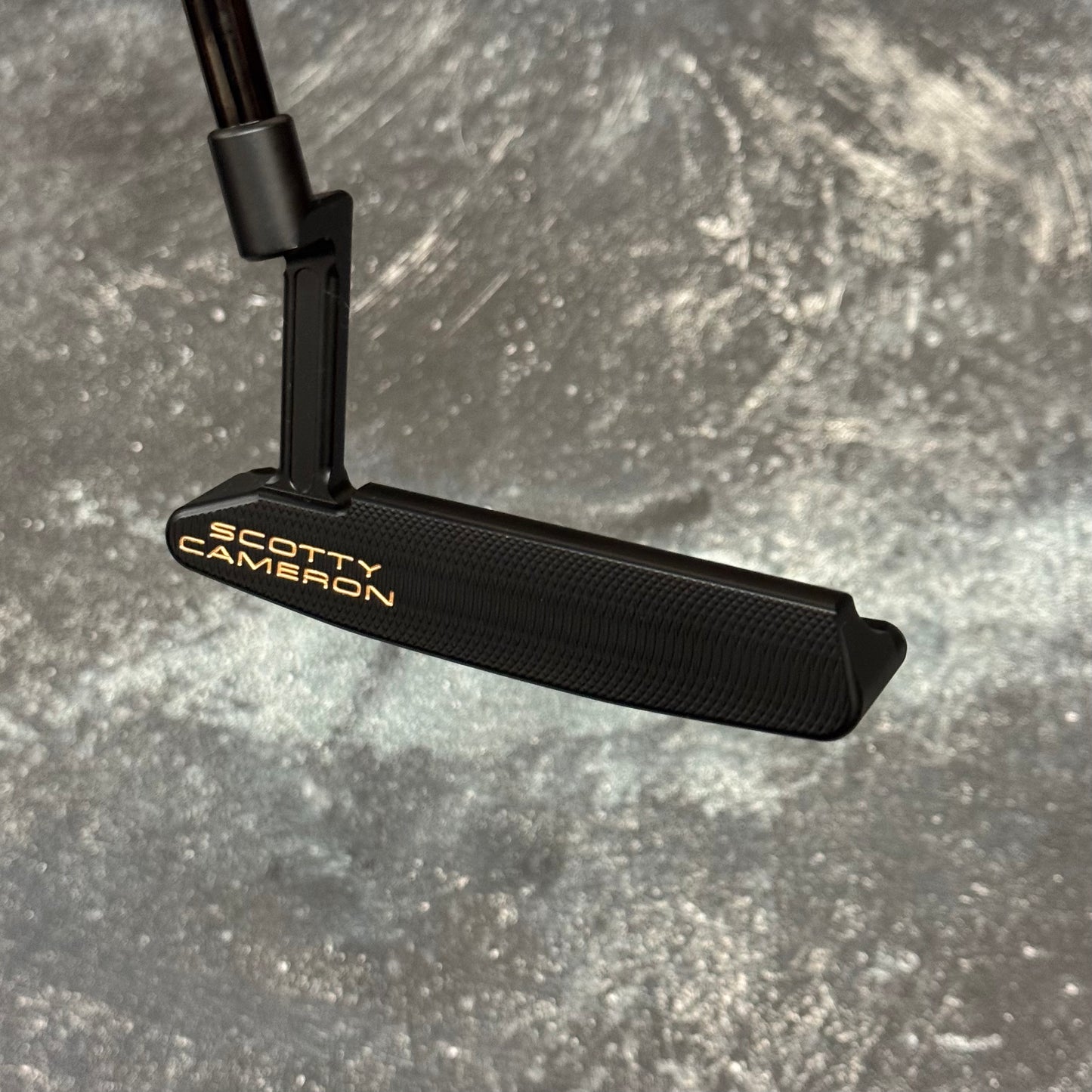 Left Handed Scotty Cameron Super Select Newport 2 Bulletback (Black PVD)