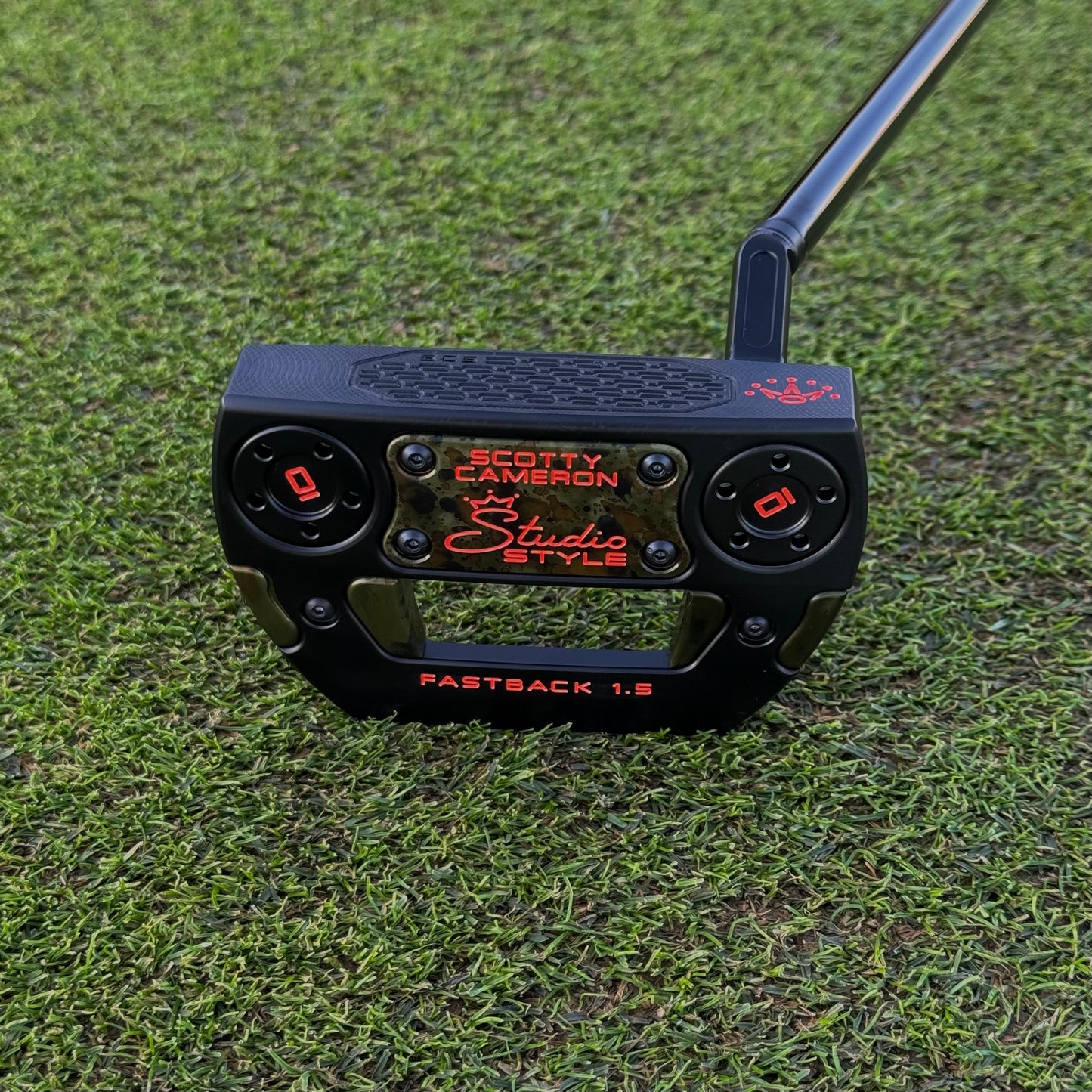 Scotty Cameron Studio Style Fastback 1.5 Woodland Camo