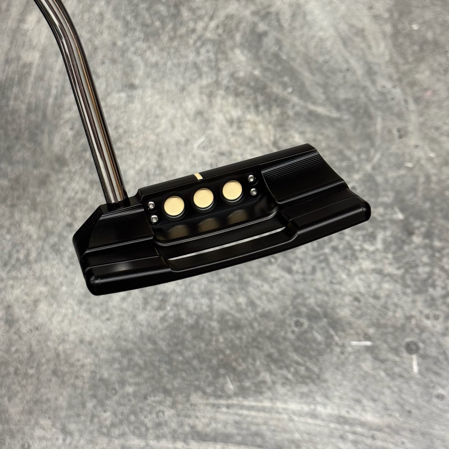 Scotty Cameron Studio Style Squareback (Black PVD)