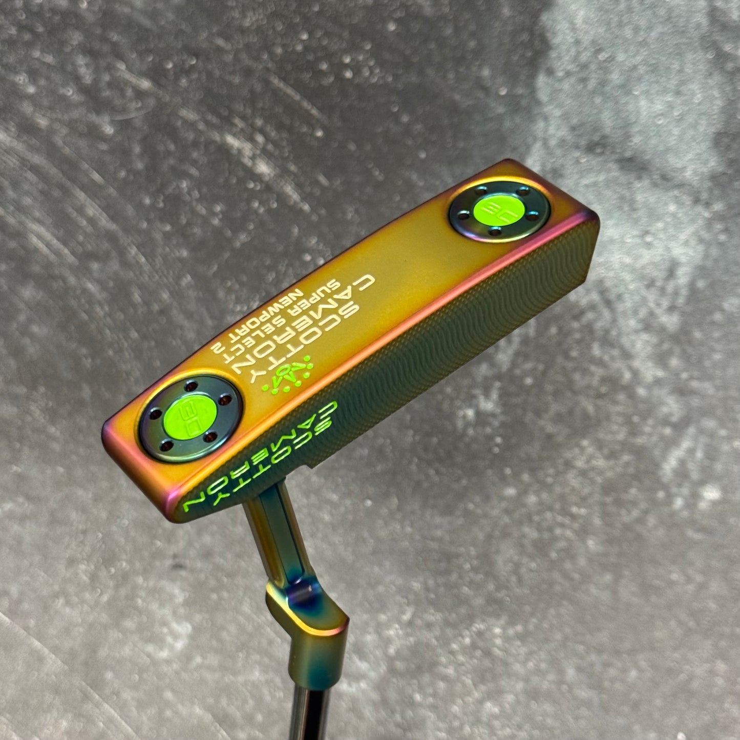 Scotty Cameron Super Select Newport 2 Drip (Crazy Rainbow PVD)