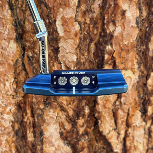 Studio Style Polished Blue Bulletback (Popular Design)