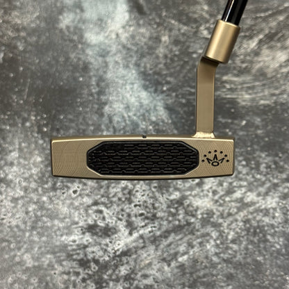 Studio Style Fastback 1.5 Chromatic Bronze Plumbers Neck (Popular Design)